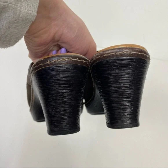 Sofft leather suede slip on heeled mules Minimalist, capsule wardrobe - Picture 3 of 6